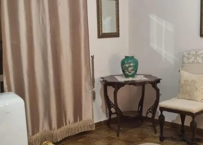 Enza Domus Daire Bari